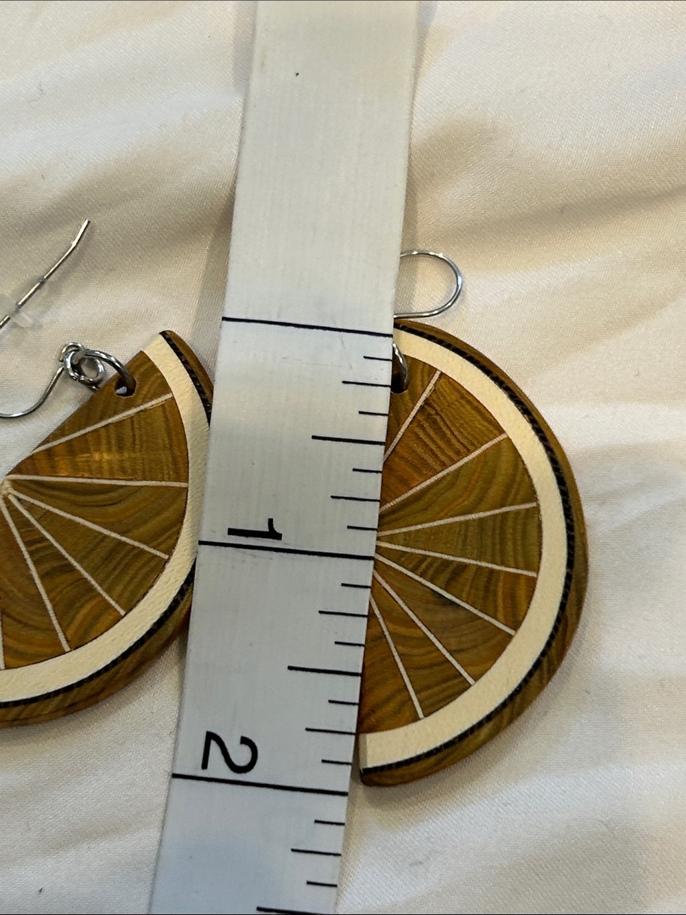 BRAMBLES WOODWORK Handcrafted Wood Lemon Slice Earrings NWT - Picture 3 of 3
